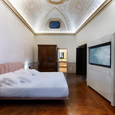 Palazzo Giusti And Hotel Urbino