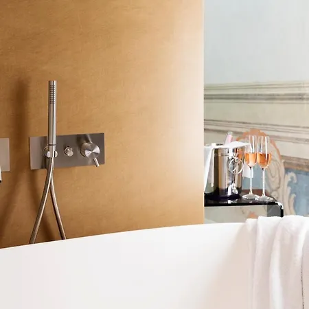 Hotel Palazzo Giusti And *