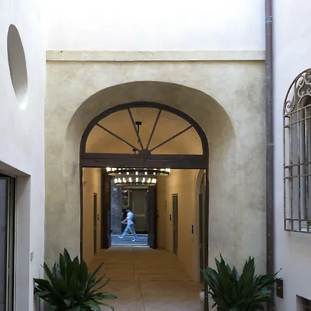 Palazzo Giusti And ウルビーノ